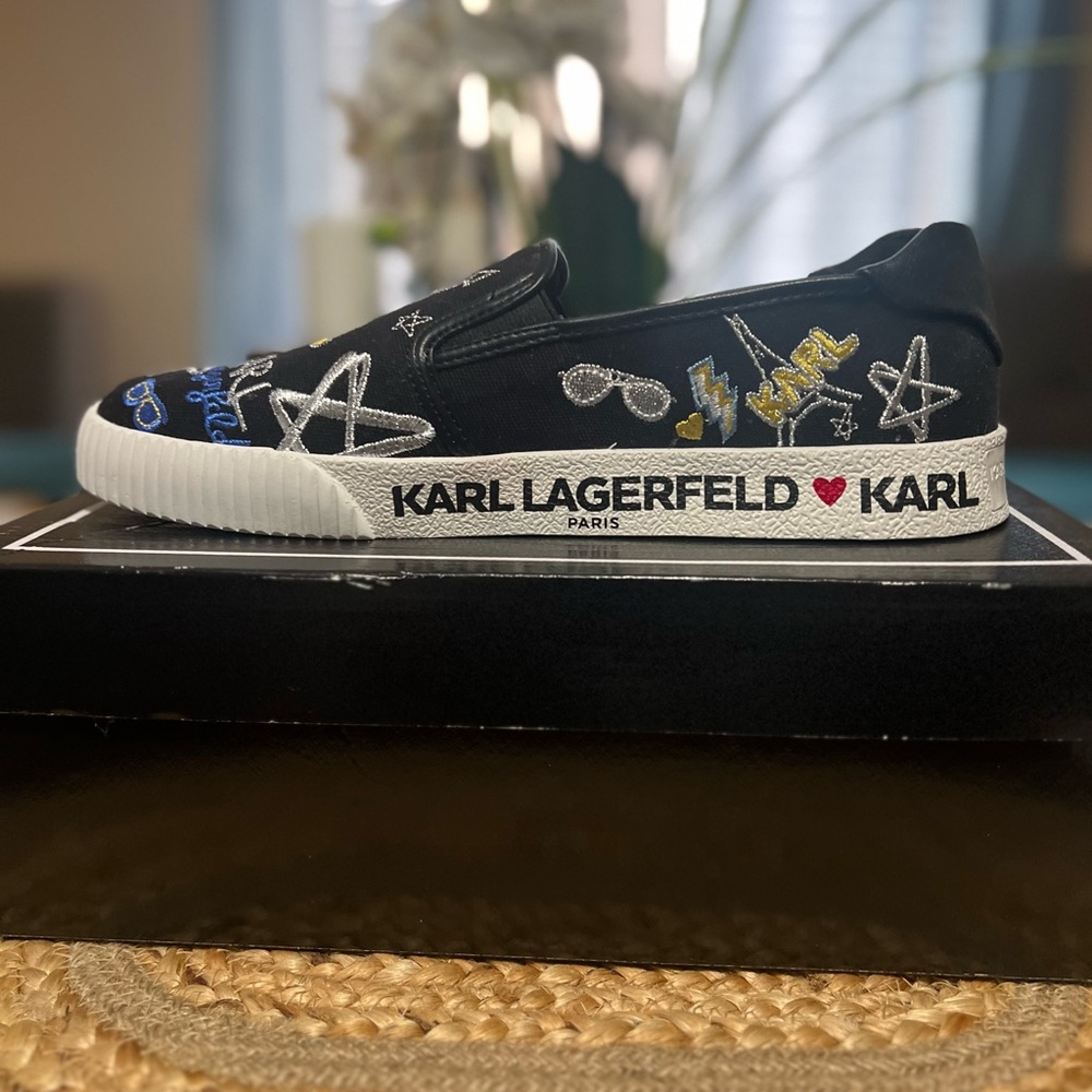 ❤️Karl Lagerfeld Paris Slip-On Black Sneakers